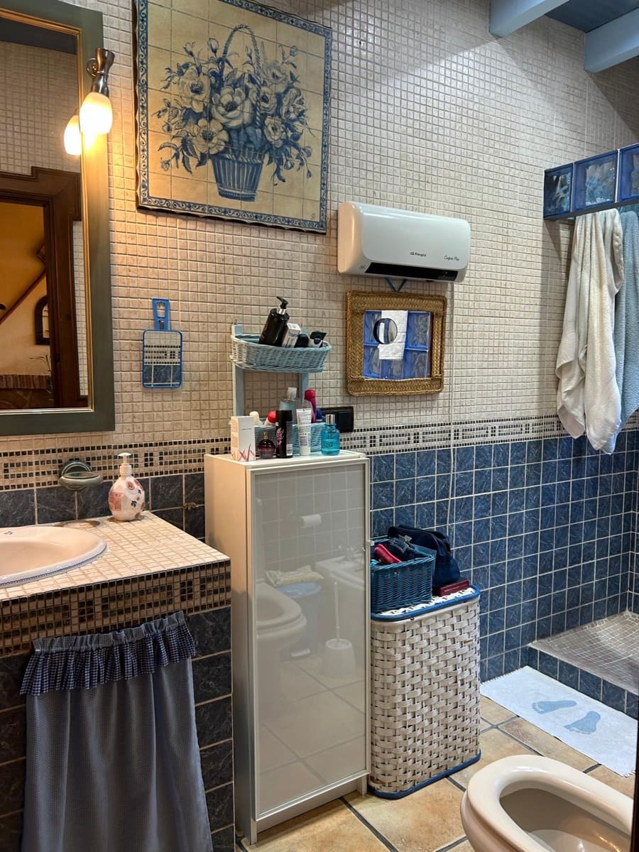 Reihenhaus zu verkaufen in Campillos mit Pool Garage - 260.000 € (Ref: 9688594)