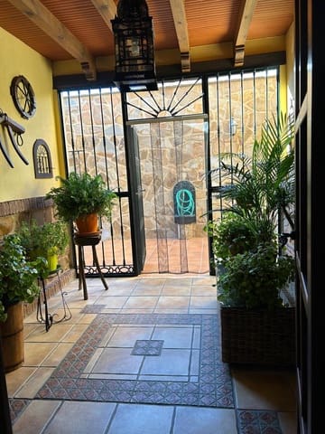 Reihenhaus zu verkaufen in Campillos mit Pool Garage - 260.000 € (Ref: 9688594)