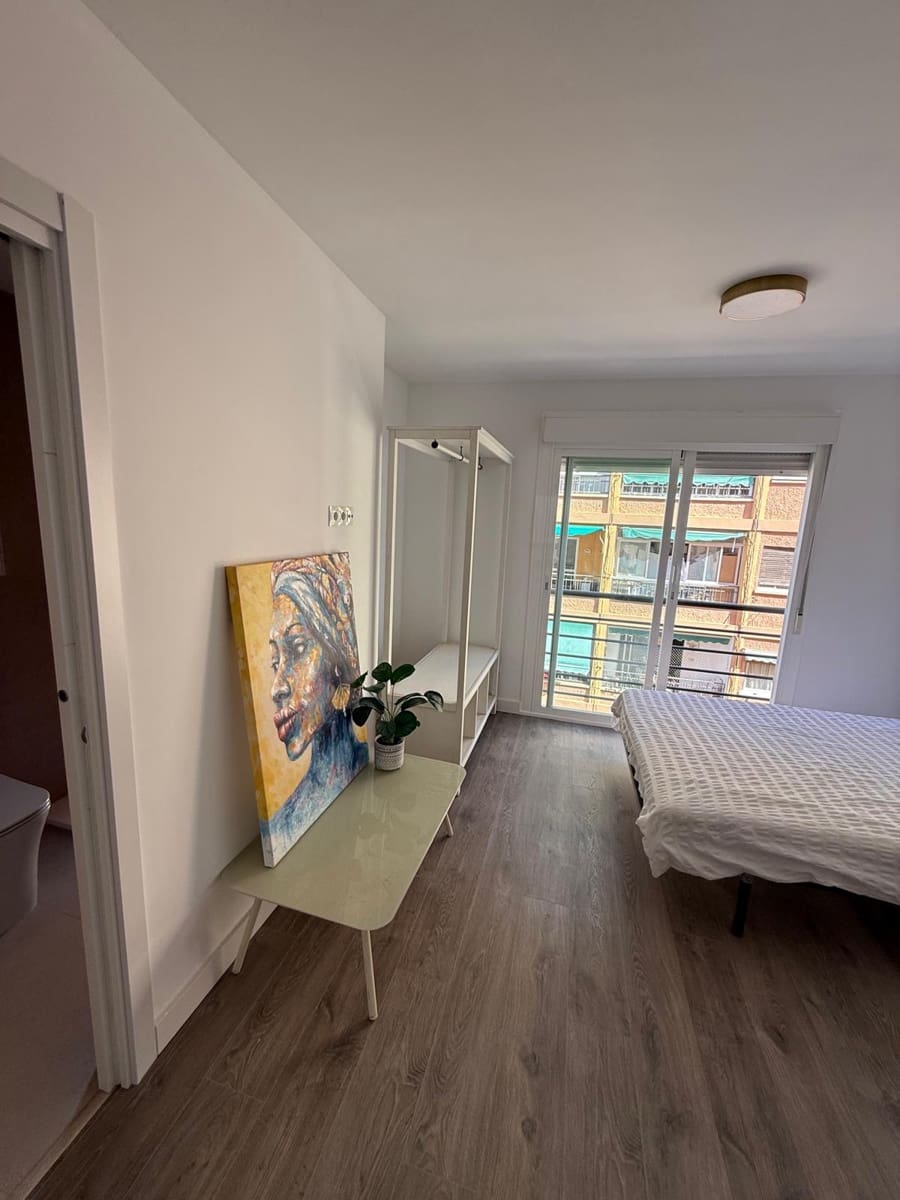 Studio à vendre à Malaga ville - 240 000 € (Ref: 9688612)