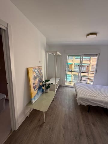 Studio à vendre à La Trinidad, Malaga ville - 240 000 € (Ref: 9688612)