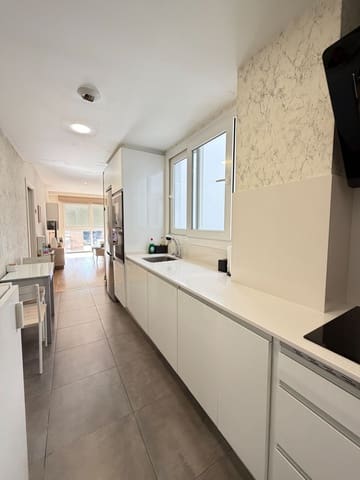 3 makuuhuone Huoneisto myytävänä paikassa Huelin, Málaga kaupunki mukana uima-altaan 
autotalli - 585 000 € (Ref: 9688662)