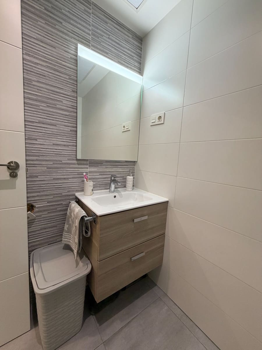 3 makuuhuone Huoneisto myytävänä paikassa Malaga kaupunki mukana uima-altaan 
autotalli - 585 000 € (Ref: 9688662)