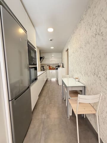 3 makuuhuone Huoneisto myytävänä paikassa Huelin, Málaga kaupunki mukana uima-altaan 
autotalli - 585 000 € (Ref: 9688662)