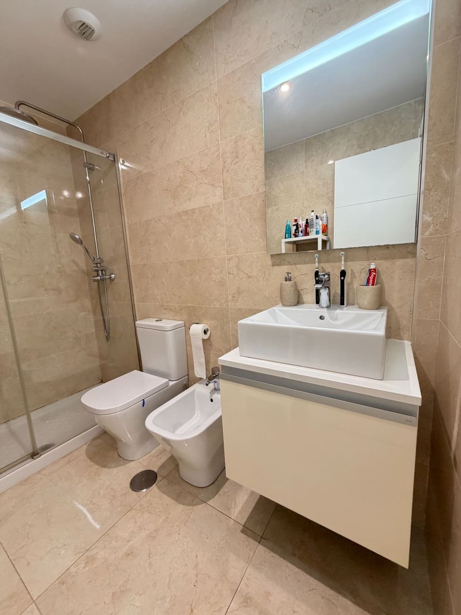 3 makuuhuone Huoneisto myytävänä paikassa Malaga kaupunki mukana uima-altaan 
autotalli - 585 000 € (Ref: 9688662)