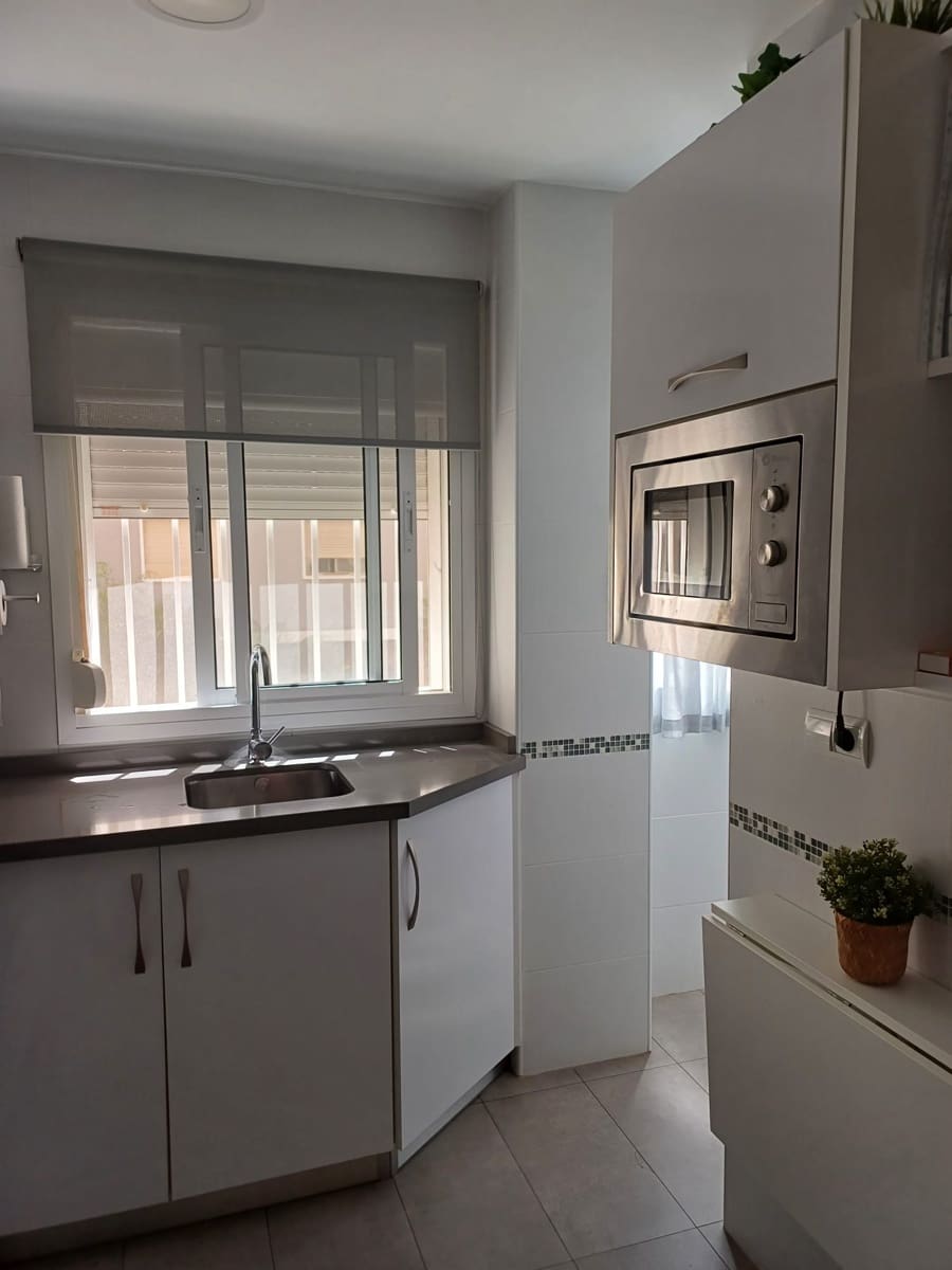 3 soveværelse Lejlighed til salg i Malaga by - € 449.000 (Ref: 9688663)