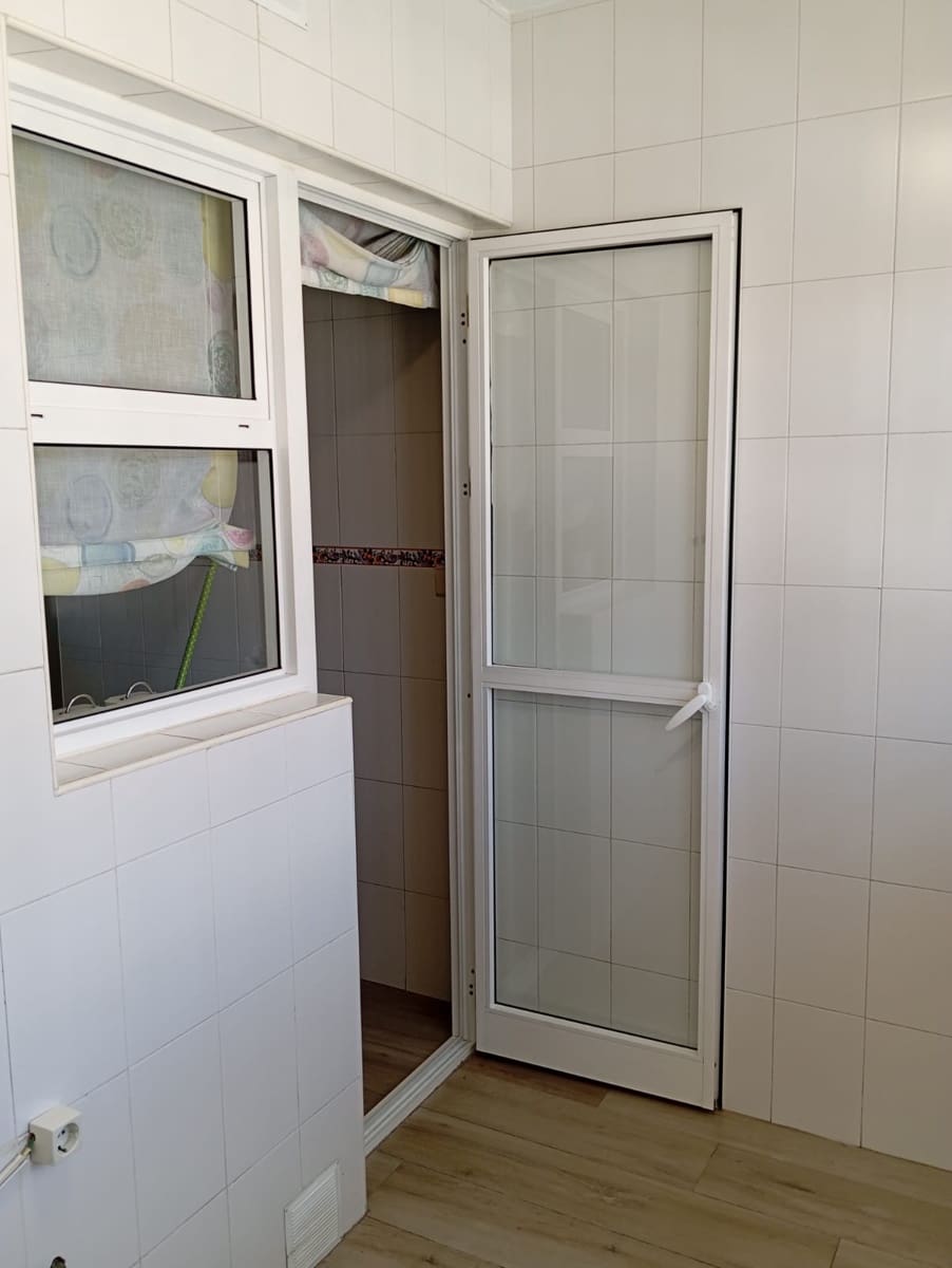 4 bedroom Apartment for sale in Malaga city with garage - € 475,000 (Ref: 9709125)