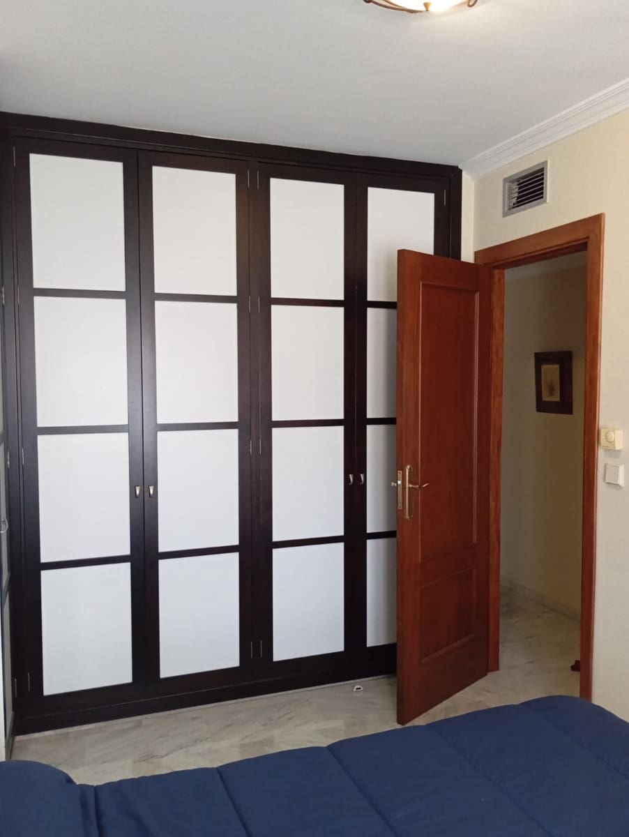 4 bedroom Apartment for sale in Malaga city with garage - € 475,000 (Ref: 9709125)