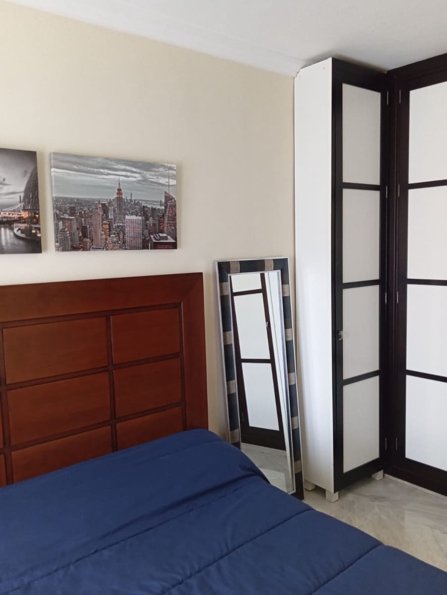 4 bedroom Apartment for sale in Malaga city with garage - € 475,000 (Ref: 9709125)