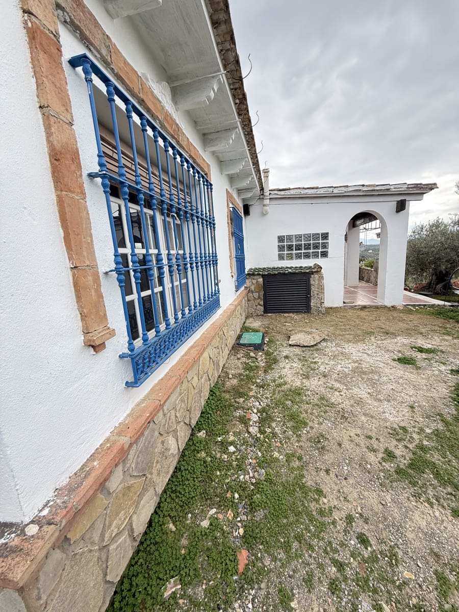 Quinta/Casa Rural para venda em Casarabonela com garagem - 330 000 € (Ref: 9709129)