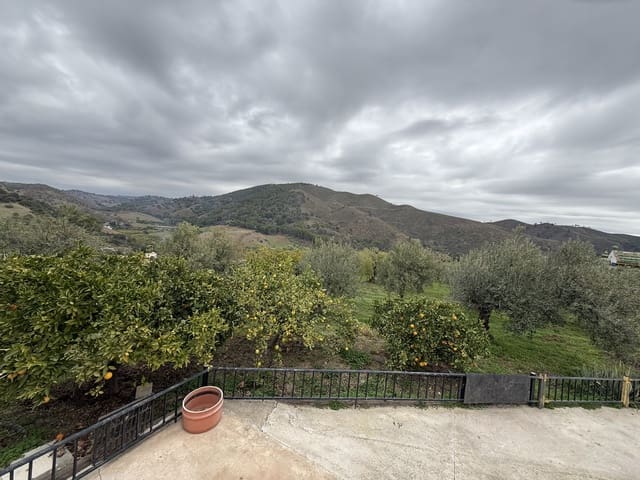 Quinta/Casa Rural para venda em Casarabonela com garagem - 330 000 € (Ref: 9709129)