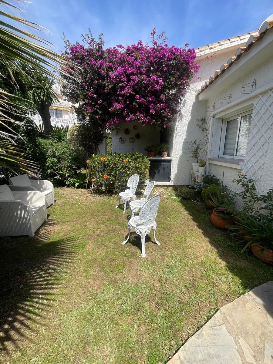 2 sovrum Radhus till salu i Benalmadena med pool garage - 430 000 € (Ref: 9789435)