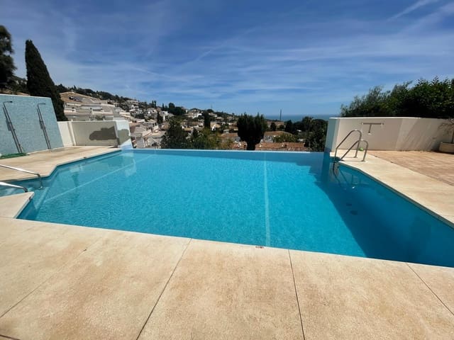2 sovrum Radhus till salu i La Capellanía - El Higuerón, Benalmádena med pool garage - 430 000 € (Ref: 9789435)
