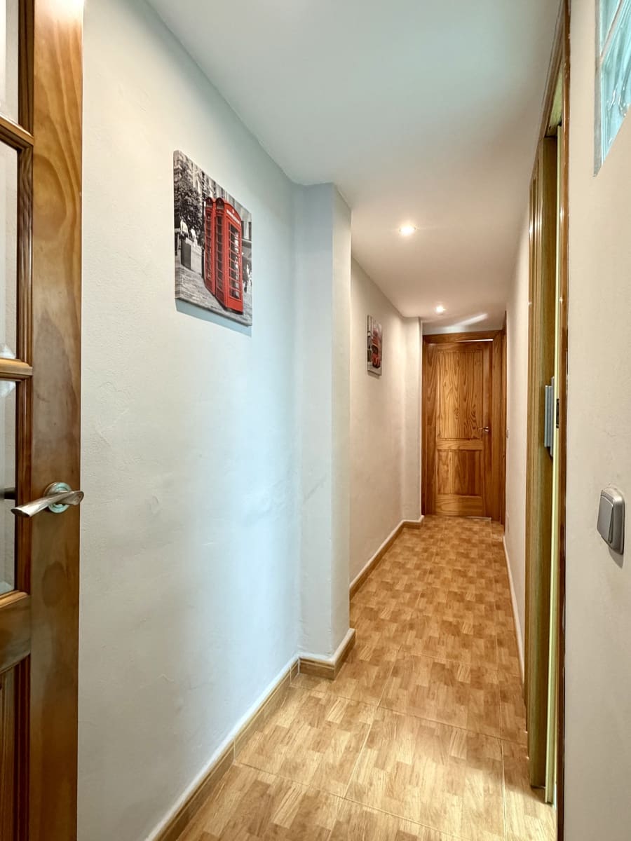 2 sovrum Lägenhet till salu i Malaga stad - 215 000 € (Ref: 9789840)