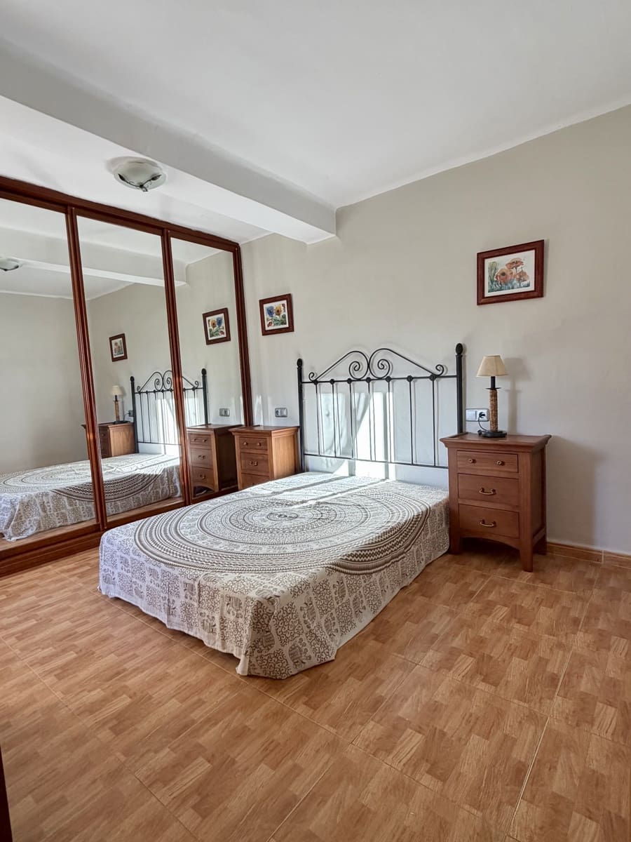 2 sovrum Lägenhet till salu i Malaga stad - 215 000 € (Ref: 9789840)