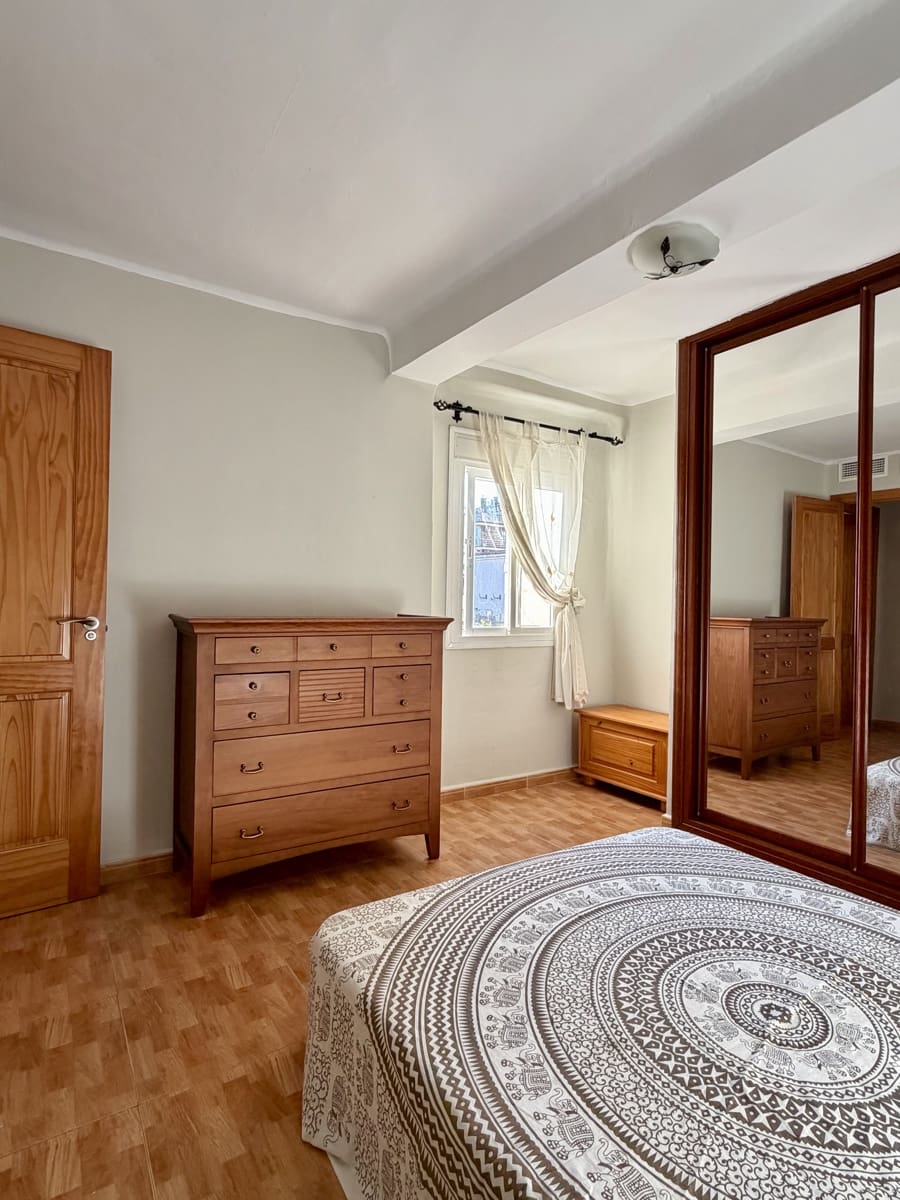 2 sovrum Lägenhet till salu i Malaga stad - 215 000 € (Ref: 9789840)