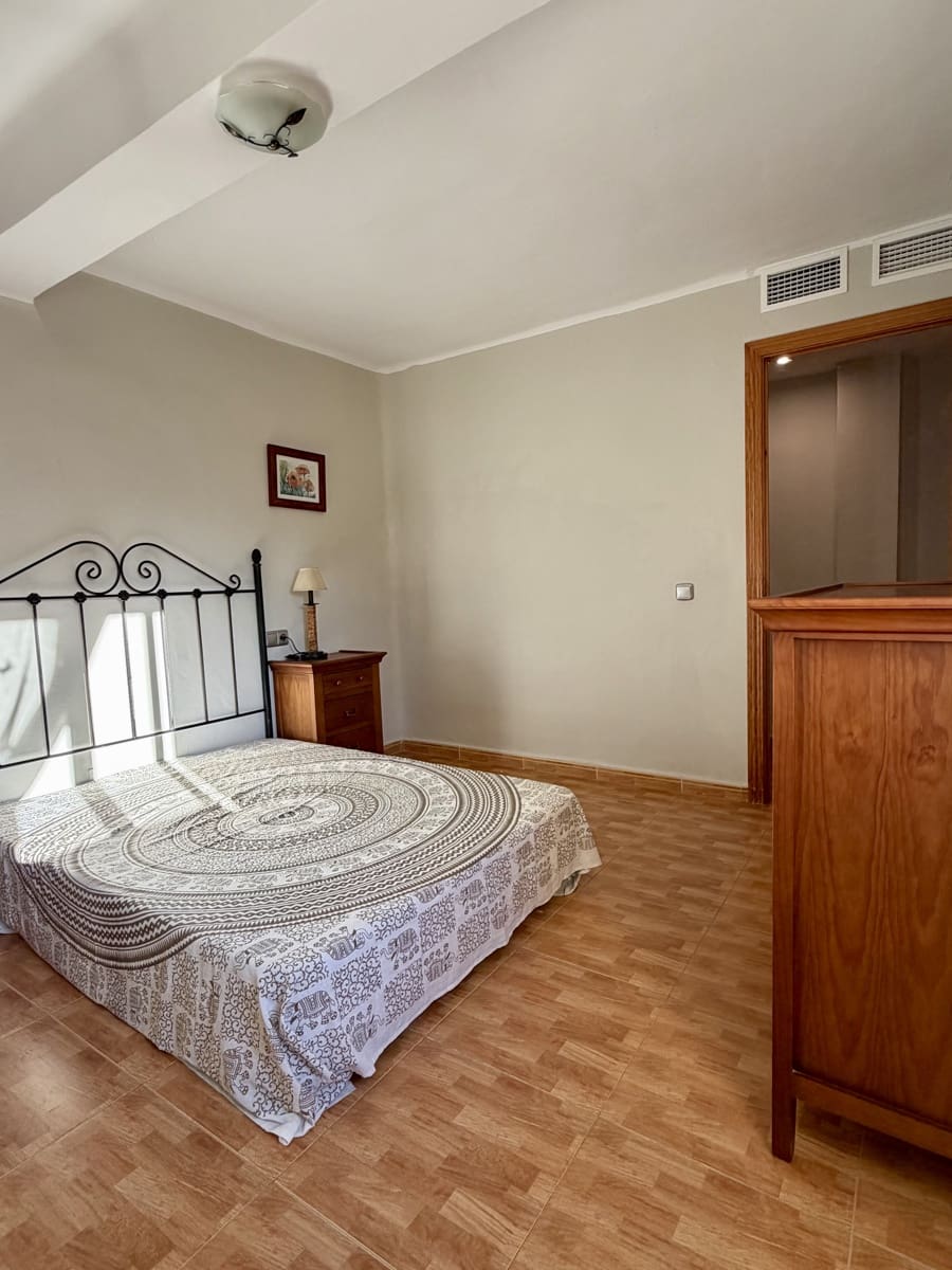 2 sovrum Lägenhet till salu i Malaga stad - 215 000 € (Ref: 9789840)