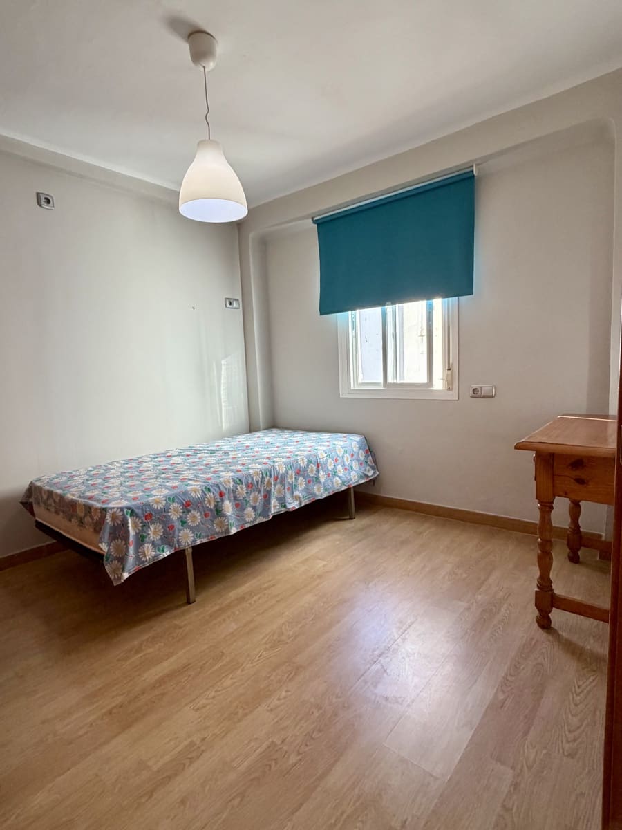 2 sovrum Lägenhet till salu i Malaga stad - 215 000 € (Ref: 9789840)