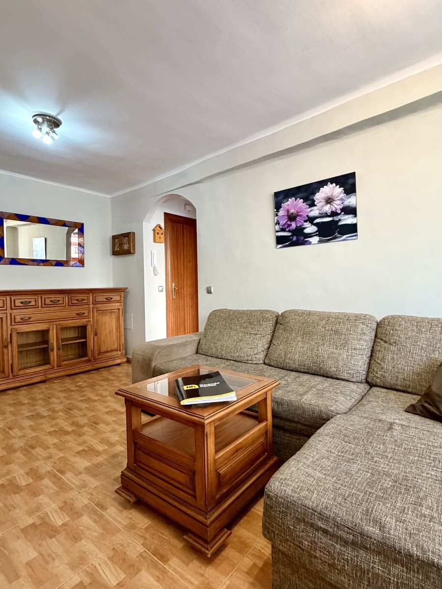 2 sovrum Lägenhet till salu i Malaga stad - 215 000 € (Ref: 9789840)
