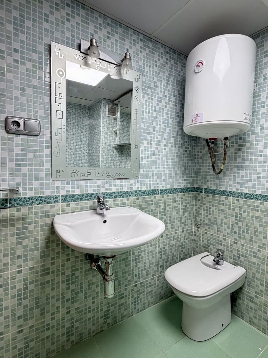 2 sovrum Lägenhet till salu i Malaga stad - 215 000 € (Ref: 9789840)