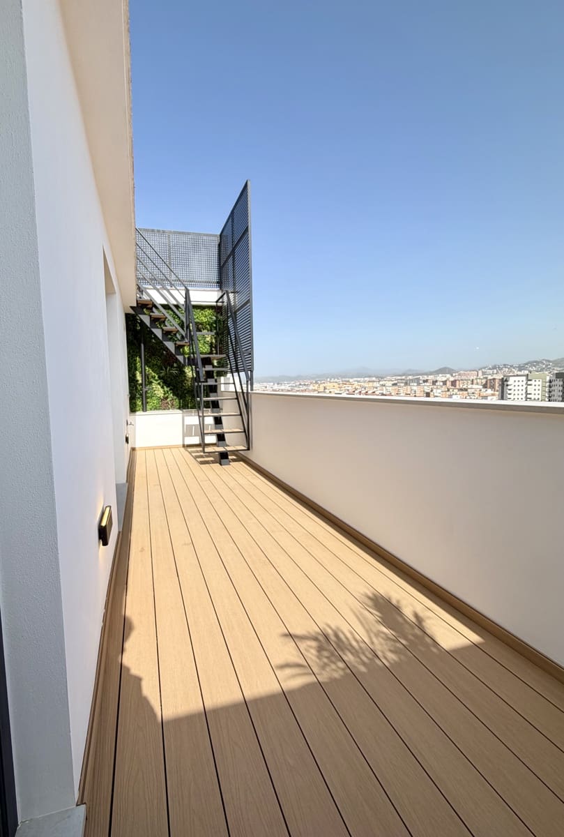 2 slaapkamer Penthouse te koop in Malaga stad - € 678.000 (Ref: 9795766)