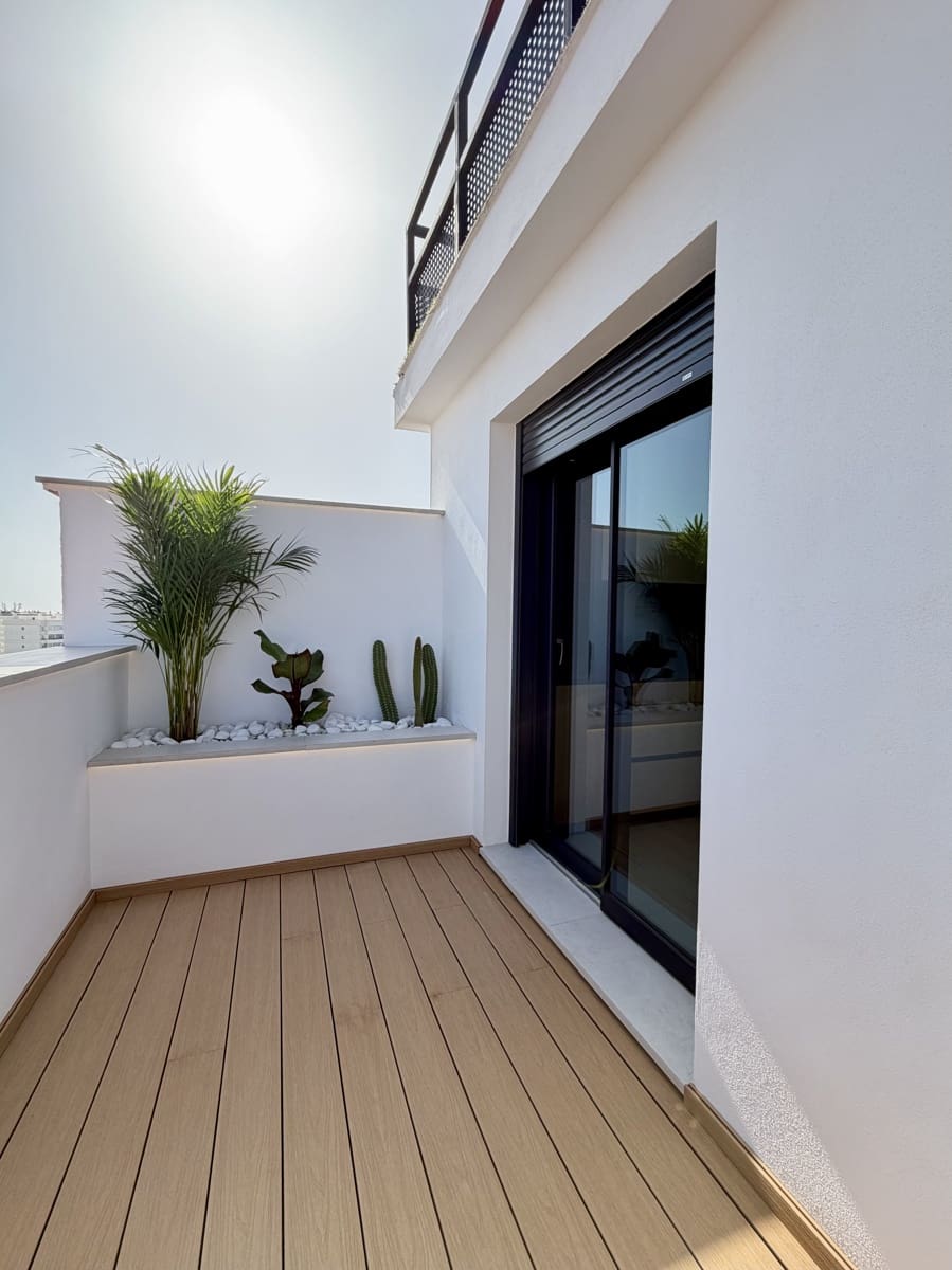 2 slaapkamer Penthouse te koop in Malaga stad - € 678.000 (Ref: 9795766)