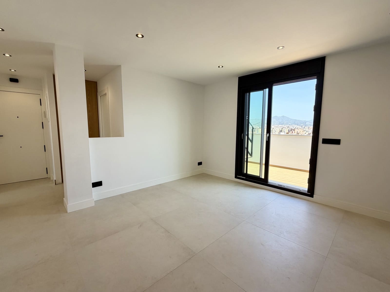 2 slaapkamer Penthouse te koop in Malaga stad - € 678.000 (Ref: 9795766)