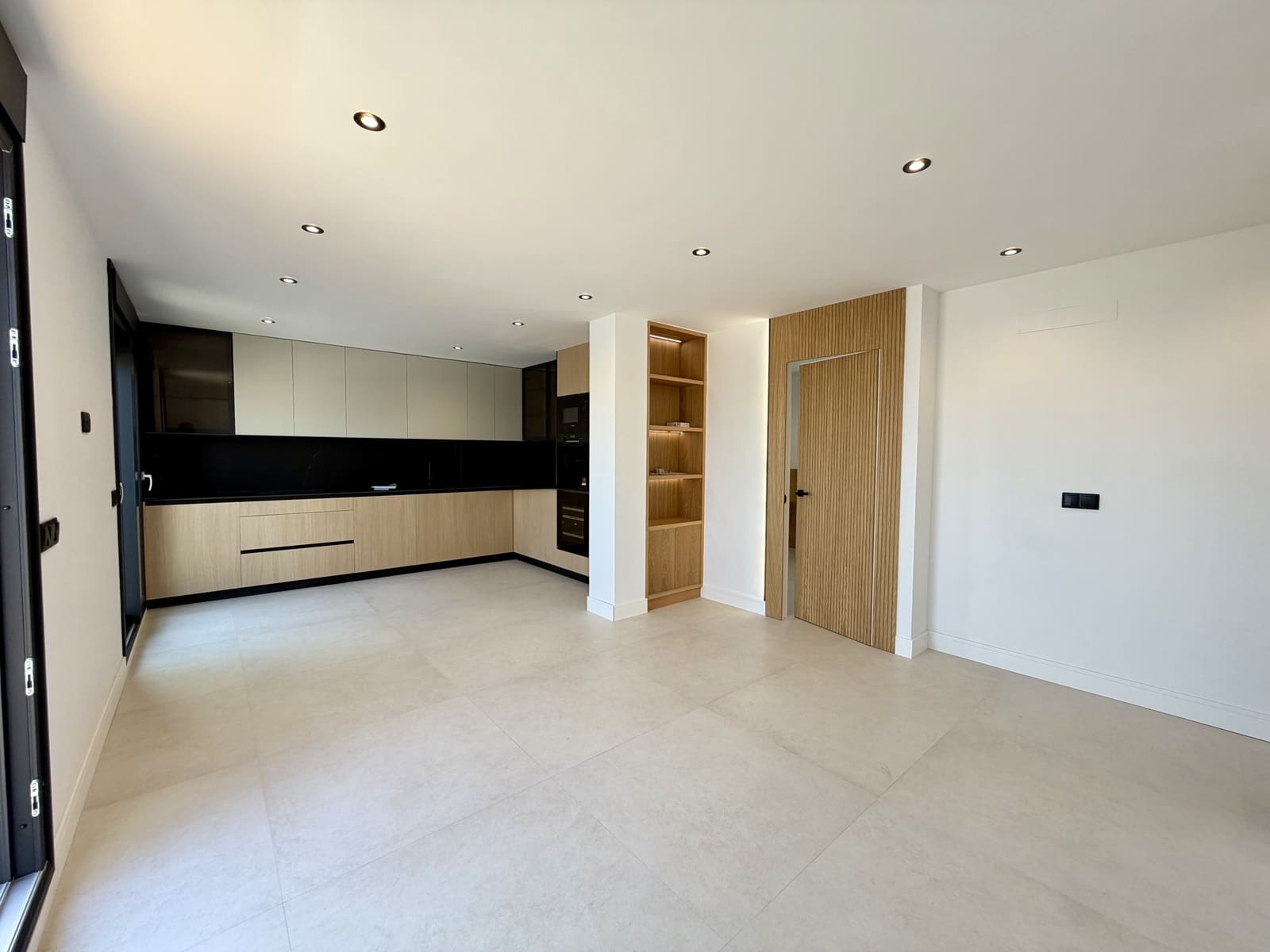 2 slaapkamer Penthouse te koop in Malaga stad - € 678.000 (Ref: 9795766)