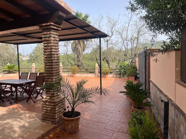 2 slaapkamer Finca/Landhuis te koop in Coín met garage - € 283.000 (Ref: 9815182)