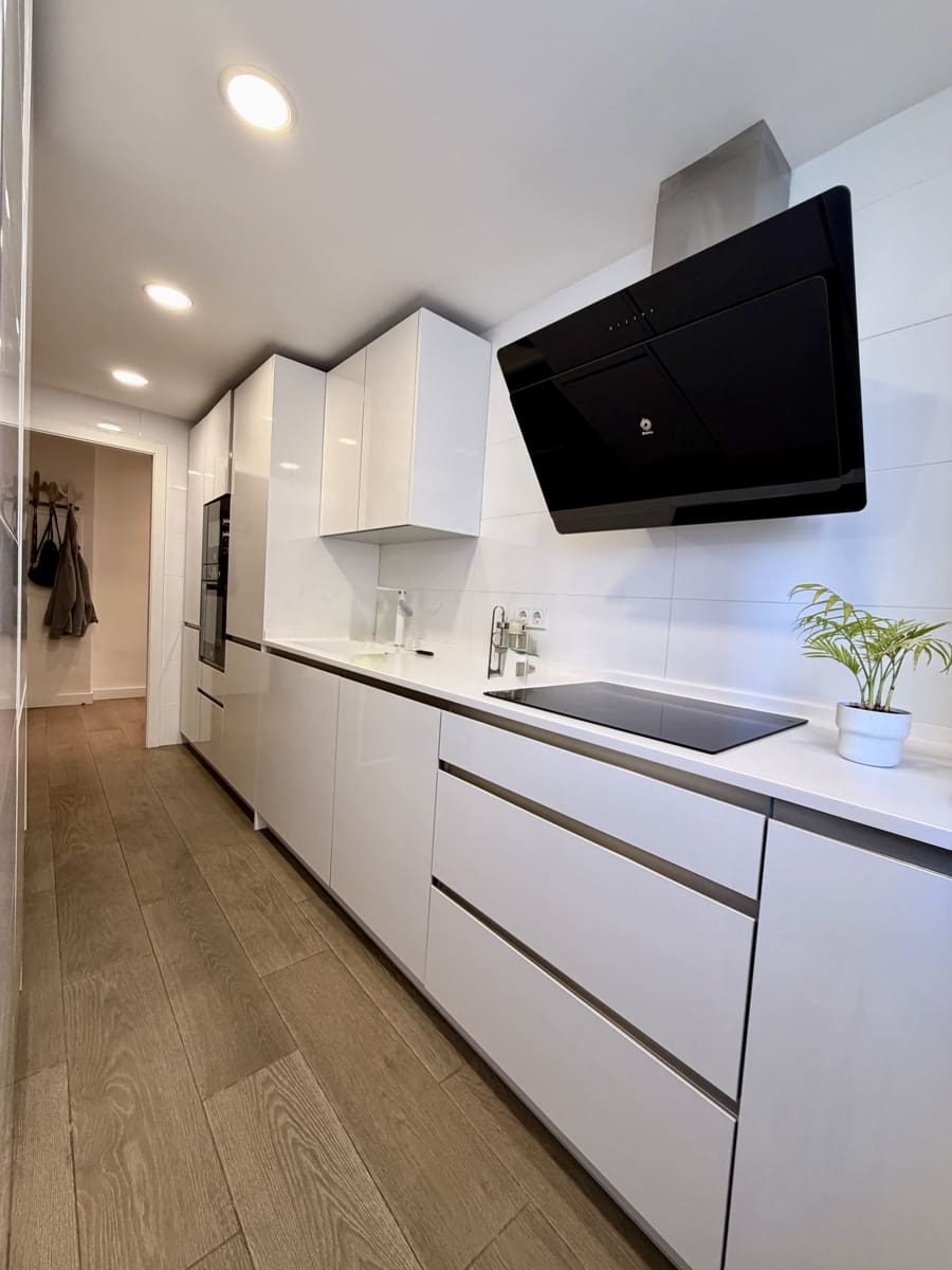 3 makuuhuone Huoneisto myytävänä paikassa Malaga kaupunki - 451 000 € (Ref: 9816567)