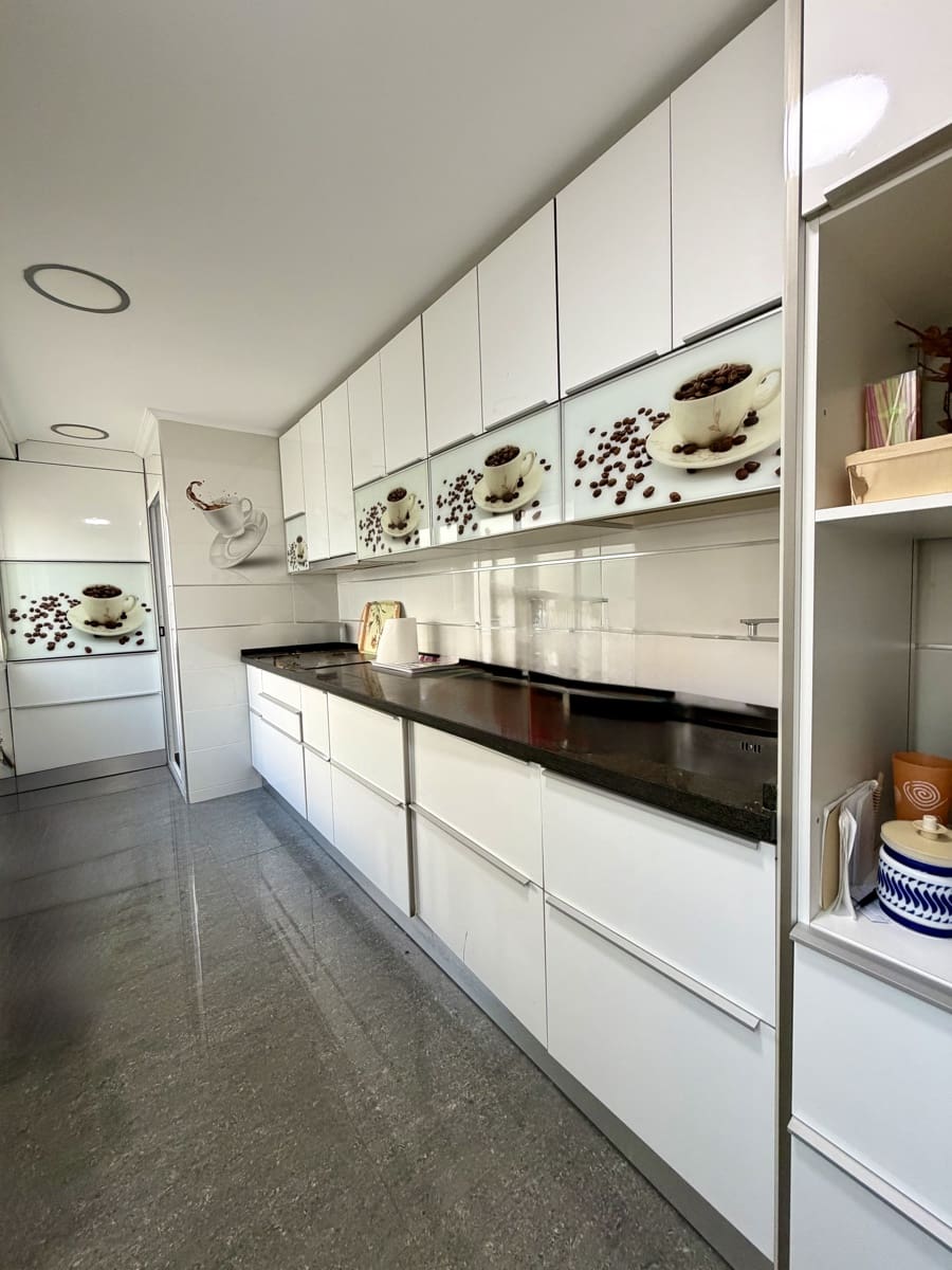 3 soveværelse Lejlighed til salg i Malaga by - € 315.000 (Ref: 9823269)