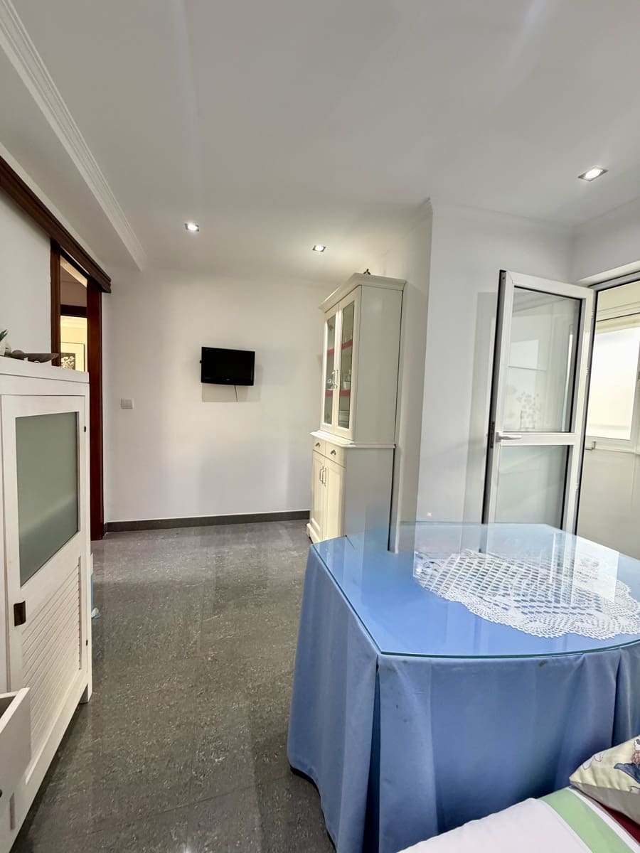 3 soveværelse Lejlighed til salg i Malaga by - € 315.000 (Ref: 9823269)