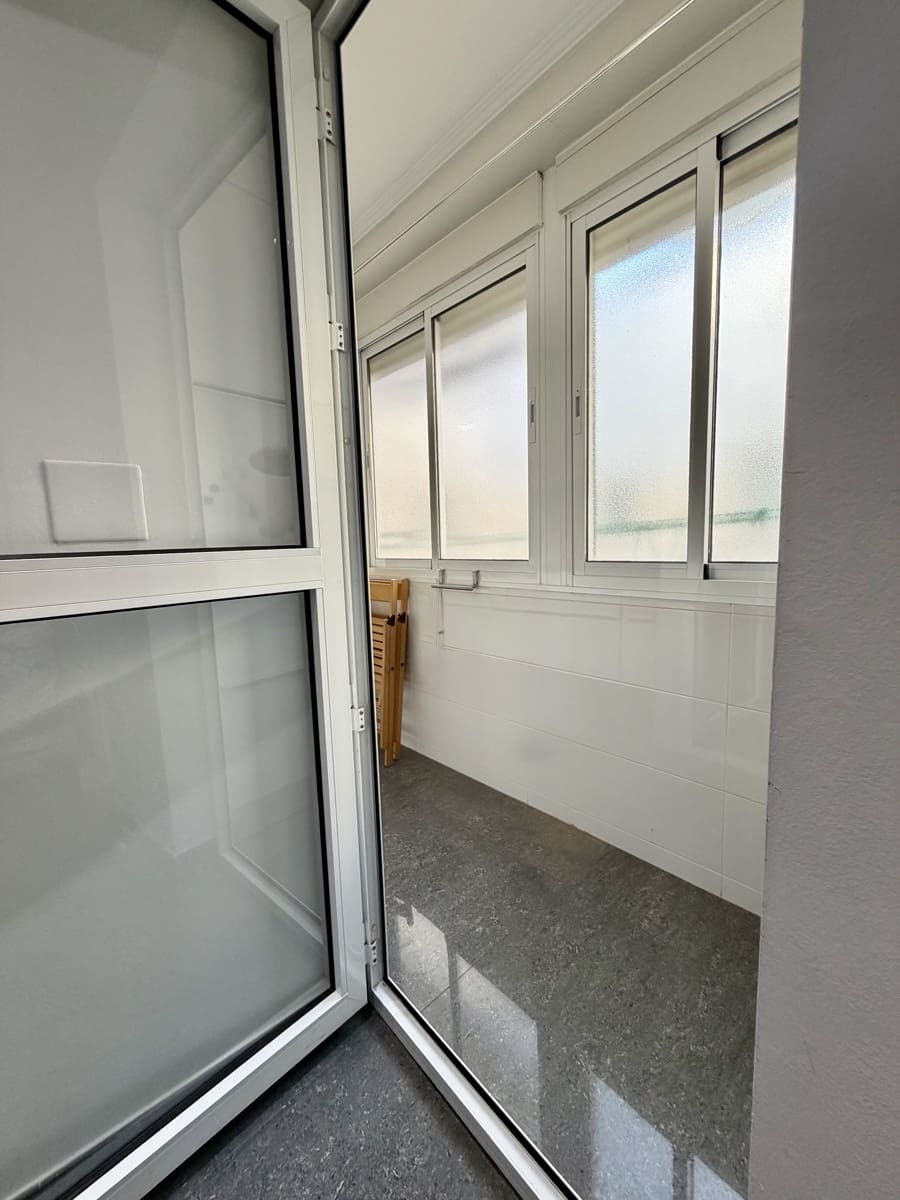 3 soveværelse Lejlighed til salg i Malaga by - € 315.000 (Ref: 9823269)