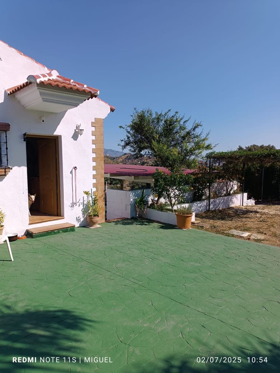 4 bedroom Finca/Country House for sale in Monda with pool garage - € 472,500 (Ref: 9823493)