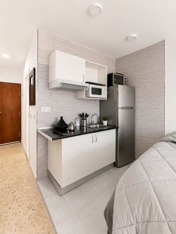 Studio til salgs i Torremolinos - € 153 000 (Ref: 9823506)