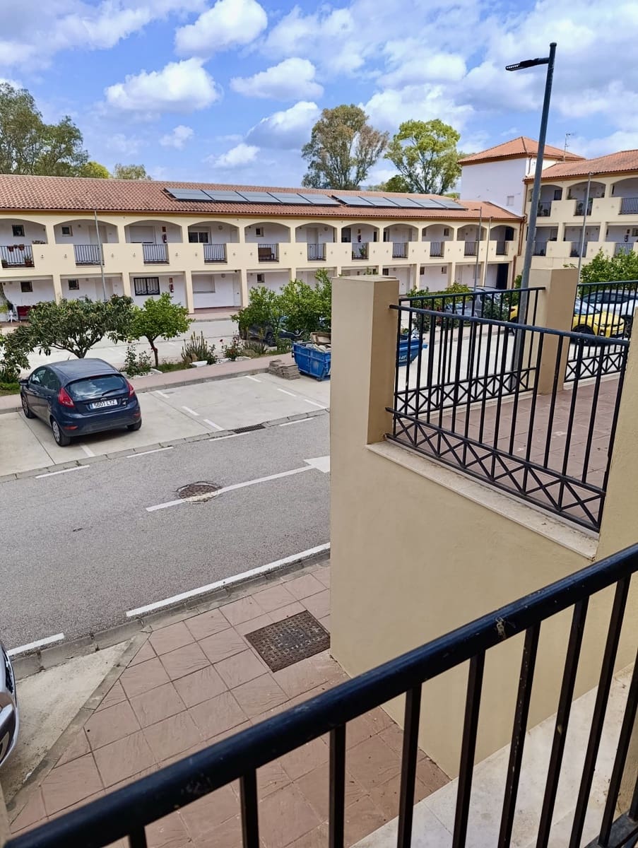 2 sovrum Lägenhet till salu i Zalea med pool garage - 199 500 € (Ref: 9834274)