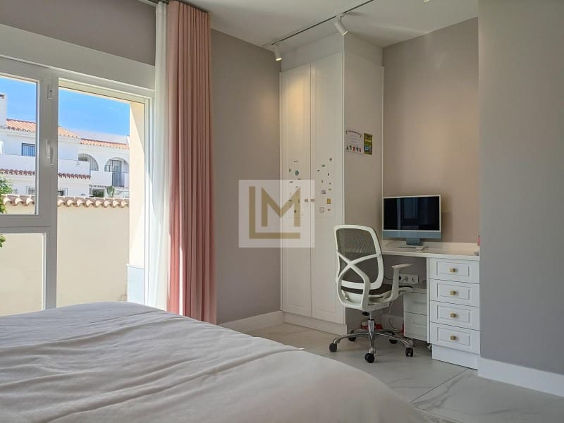 4 slaapkamer Villa voor vakantieverhuur in San Pedro de Alcantara met zwembad - € 35.000 (Ref: 9626222)