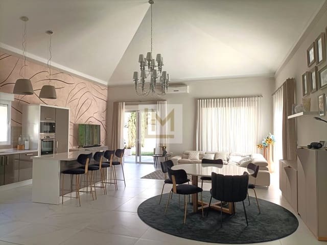 4 slaapkamer Villa voor vakantieverhuur in Nueva Alcántara, Marbella met zwembad - € 35.000 (Ref: 9626222)