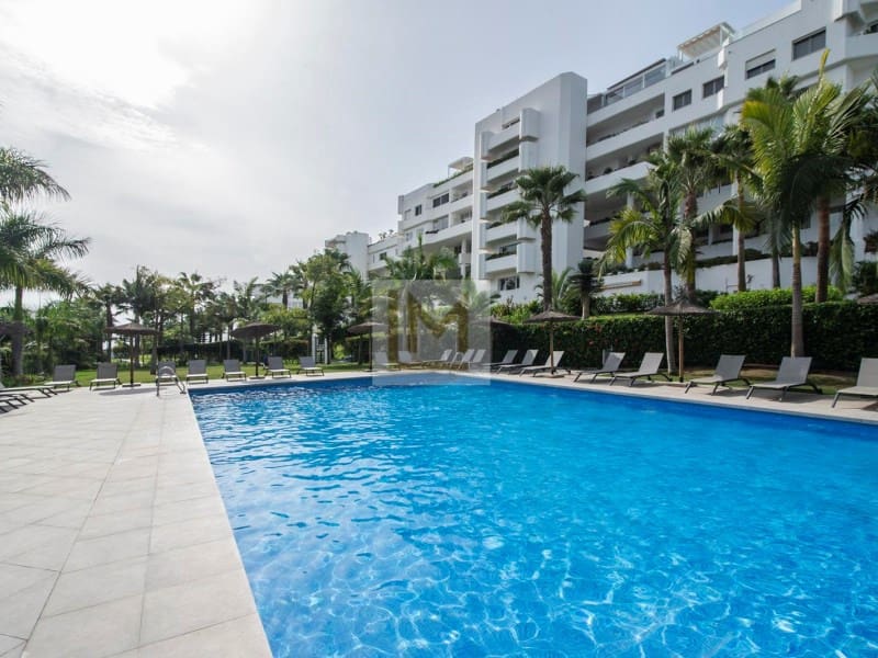 3 soveværelse Lejlighed til leje i San Pedro de Alcantara med garage - € 3.900 (Ref: 9626223)