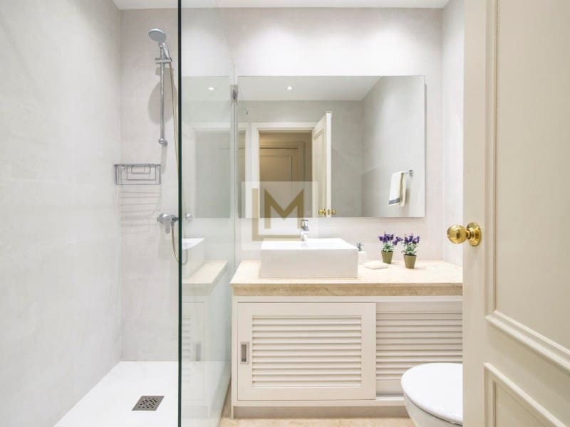 3 soveværelse Lejlighed til leje i San Pedro de Alcantara med garage - € 3.900 (Ref: 9626223)