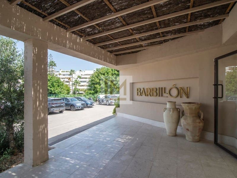 3 soveværelse Lejlighed til leje i San Pedro de Alcantara med garage - € 3.900 (Ref: 9626223)