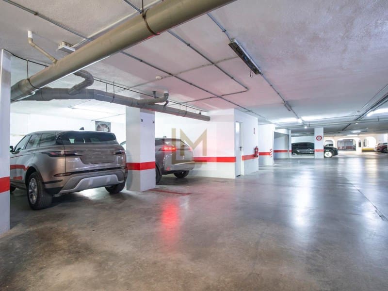 3 soveværelse Lejlighed til leje i San Pedro de Alcantara med garage - € 3.900 (Ref: 9626223)