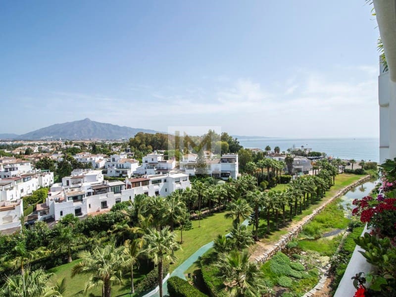 3 soveværelse Lejlighed til leje i San Pedro de Alcantara med garage - € 3.900 (Ref: 9626223)