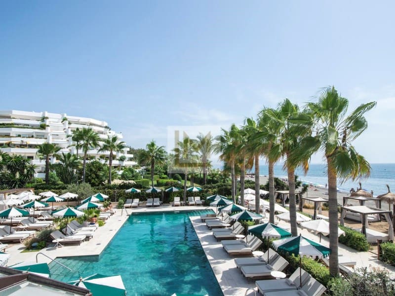 3 soveværelse Lejlighed til leje i San Pedro de Alcantara med garage - € 3.900 (Ref: 9626223)