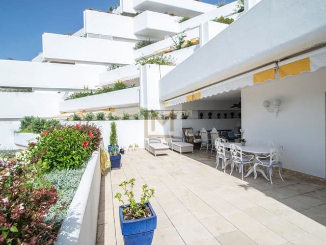 3 soveværelse Lejlighed til leje i Guadalmina Baja, Marbella med garage - € 3.900 (Ref: 9626223)