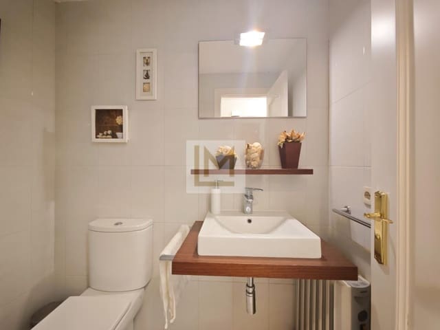 4 soveværelse Byhus til leje i Benamara, Estepona med swimmingpool garage - € 3.500 (Ref: 9626224)