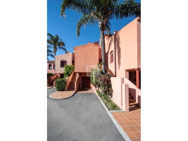 2 sypialnia Apartament na sprzedaż w El Padrón, Estepona z basenem garażem - 318 000 € (Ref: 9626225)