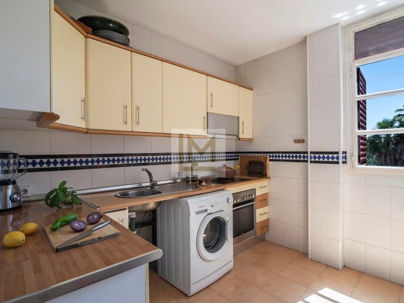 2 sypialnia Apartament na sprzedaż w Estepona z basenem garażem - 318 000 € (Ref: 9626225)