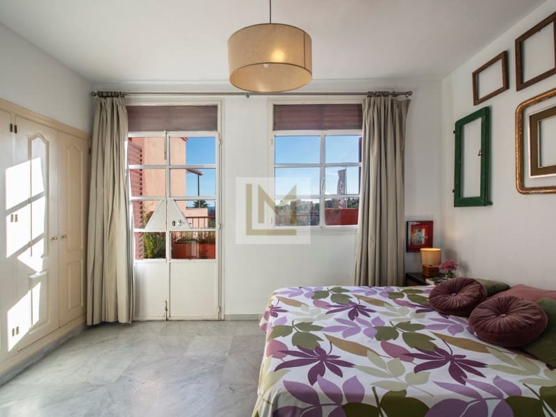 2 sypialnia Apartament na sprzedaż w Estepona z basenem garażem - 318 000 € (Ref: 9626225)