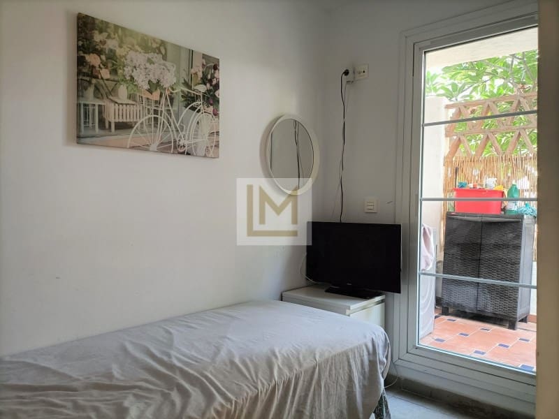 3 camera da letto Appartamento sulla Spiaggia da affittare in San Pedro de Alcantara con piscina garage - 3.500 € (Rif: 9626227)