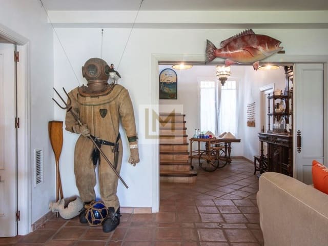 4 bedroom Villa for rent in Benamara, Estepona with pool - € 5,500 (Ref: 9626228)